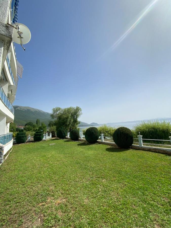 Aqua Blue Apartment Пештані Екстер'єр фото