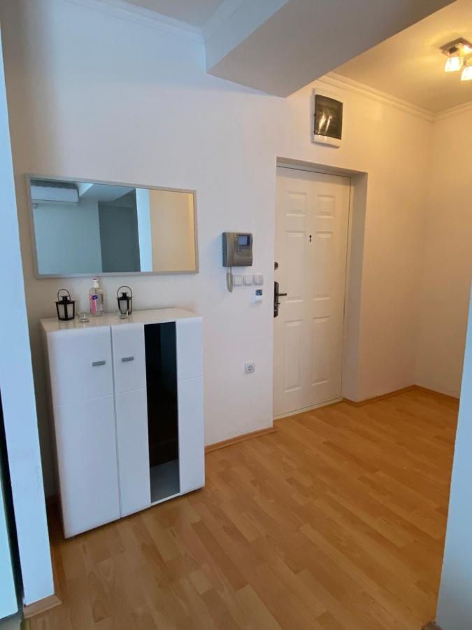 Aqua Blue Apartment Пештані Екстер'єр фото