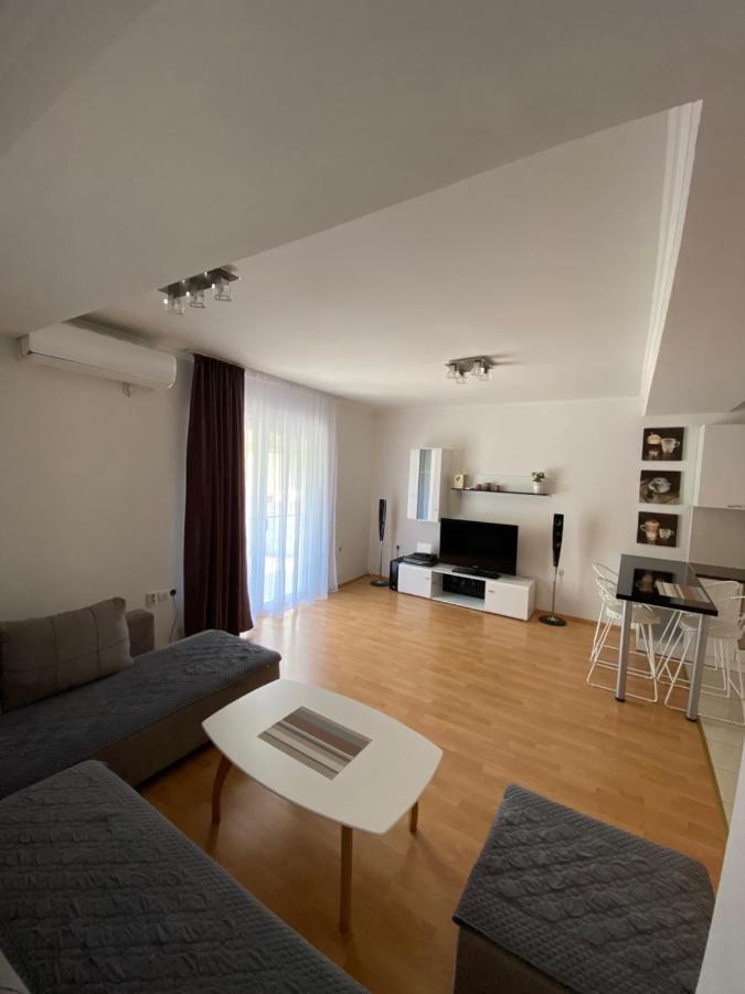 Aqua Blue Apartment Пештані Екстер'єр фото